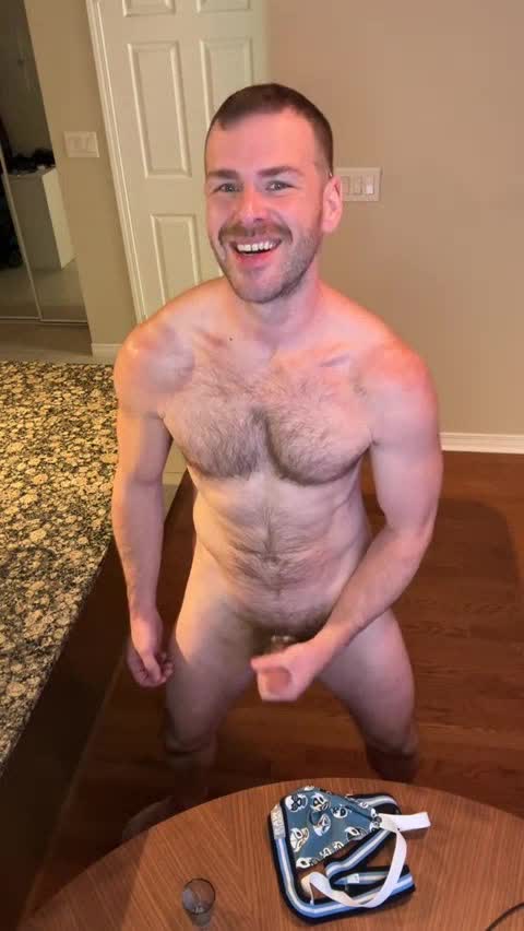 Cock Ring Stroke Session Goes Off