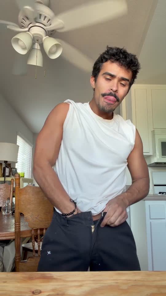 cant decide if these pants are staying on