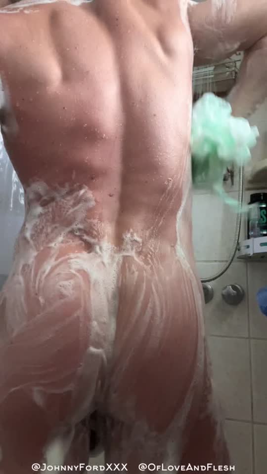 Fuck that creampie feels so good dripping out